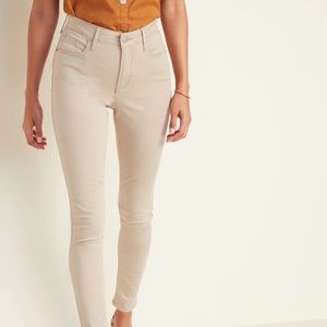 Old Navy Sateen Khaki Rockstar Skinny Hirise Jeans